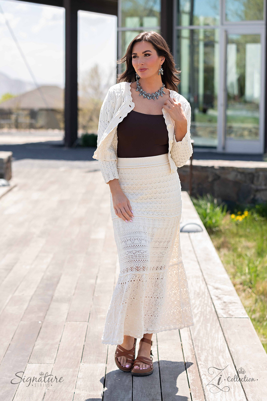 The April Zi Blue Necklace Paparazzi Accessories. Get Free Shipping. #Z2305