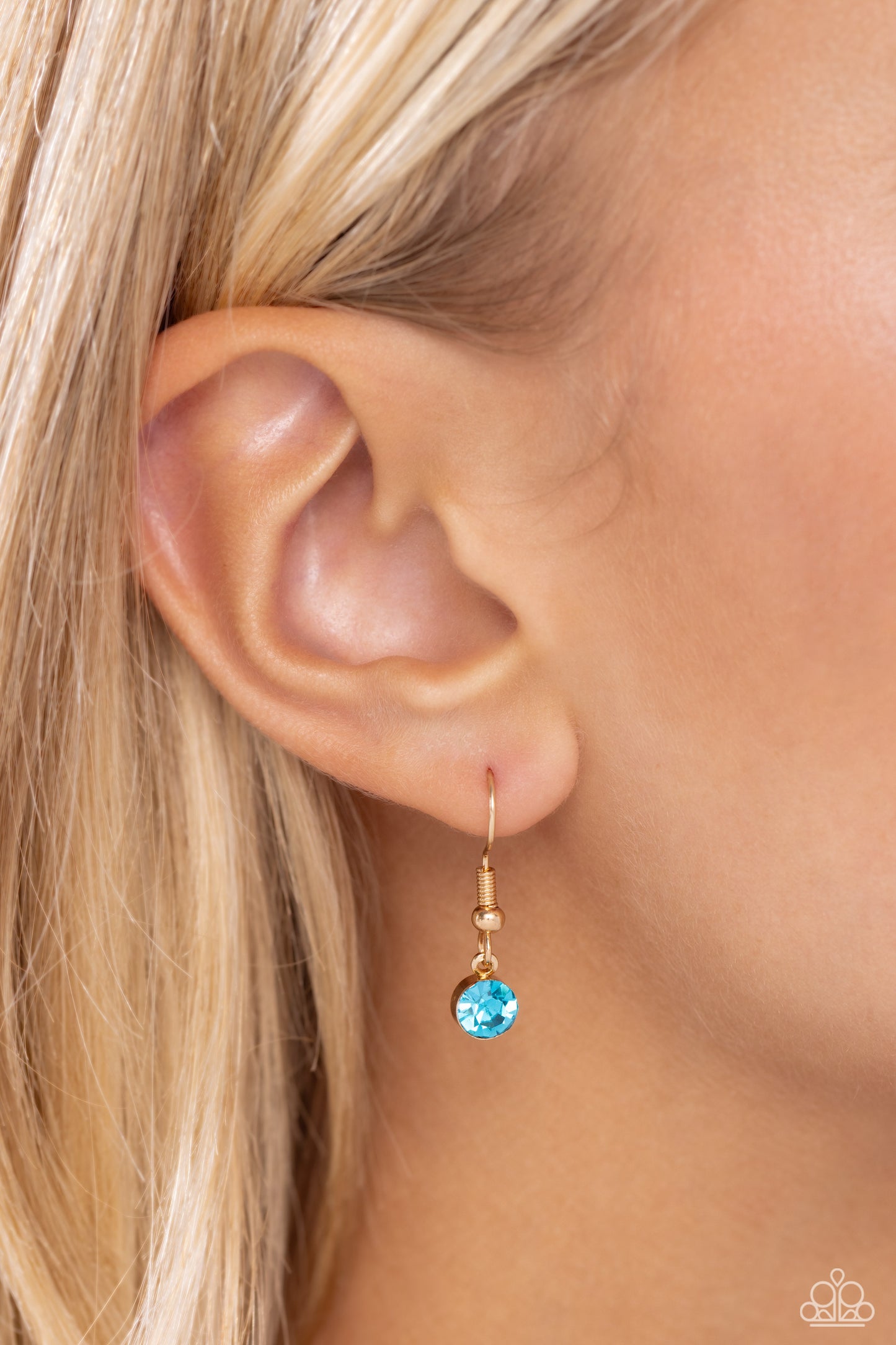 Talking to the Moon Multi Necklace Paparazzi $8 Jewelry. Get Free Shipping. #P2RE-MTXX-231XX