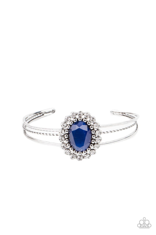 Paparazzi Prismatic Flower Patch - Blue Bracelet with rhodenite gem bracelet