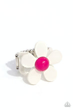 Load image into Gallery viewer, Paparazzi Groovy Genre $5 Ring For Women. Floral Ring. Beach vibes
