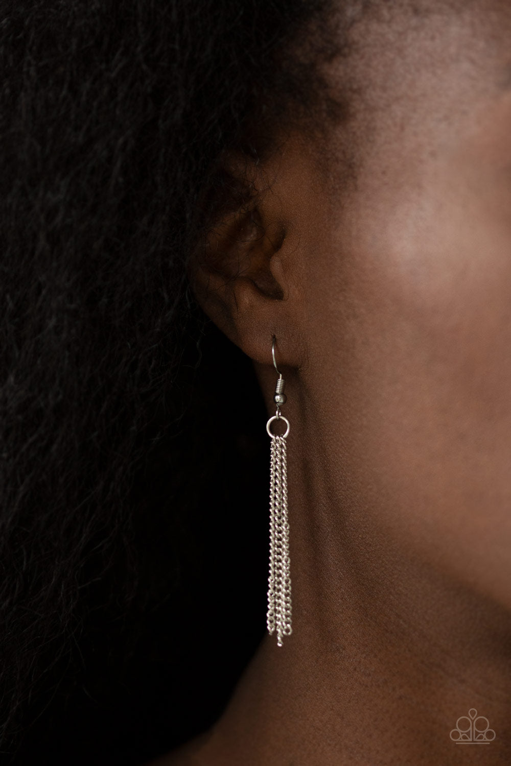 Chroma Courageous Green Long $5 Necklace Paparazzi Accessories. Free Shipping! #P2TR-GRXX-071XX