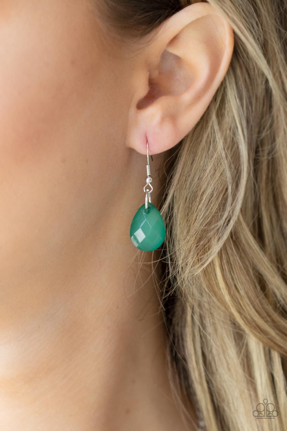 Front Row Flamboyance Necklace Leprechaun Beads Fringe Necklace. #P2ST-GRXX-092XX. Subscribe & Save