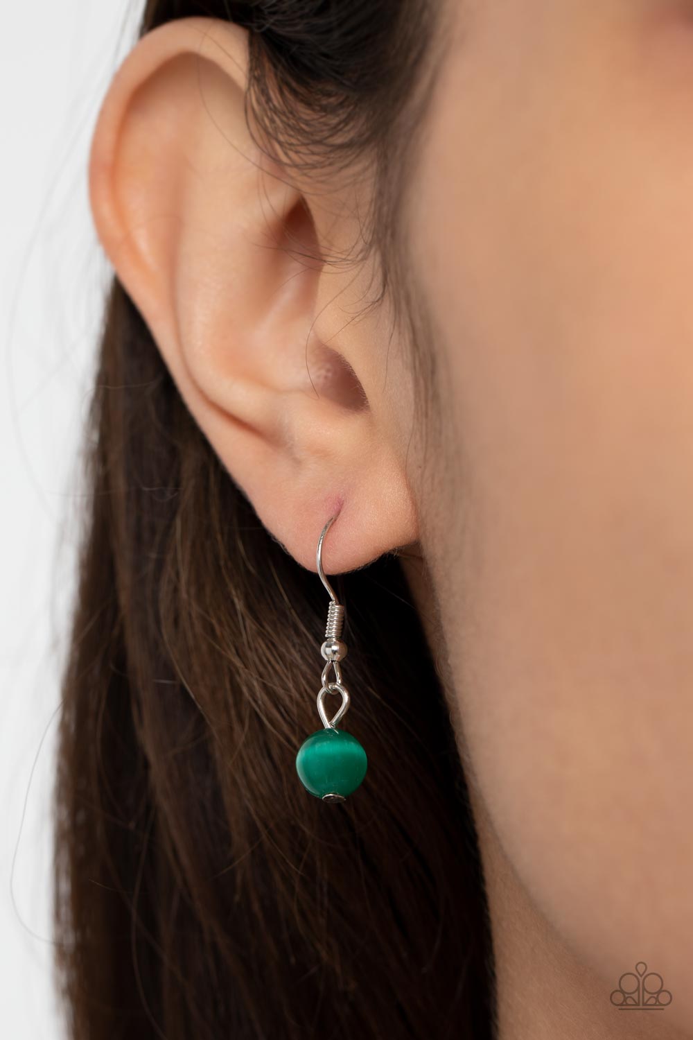 One DAYDREAM At A Time Green Moonstone Necklace with earrings Paparazzi Accessories.