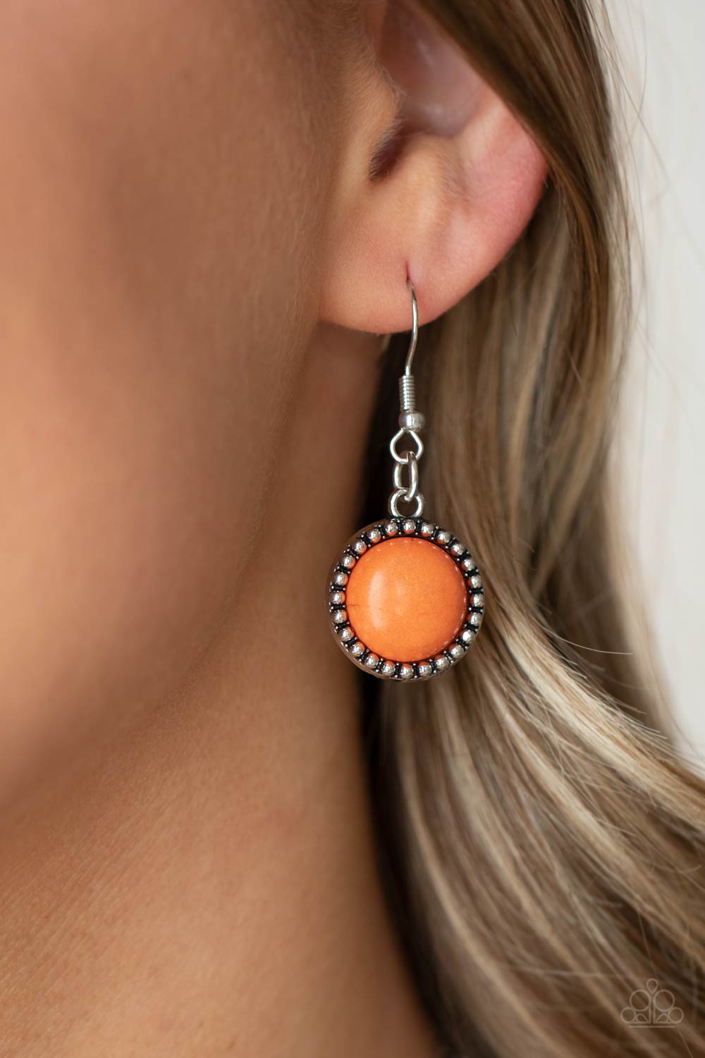 She Went West - Orange Necklace Paparazzi Accessories