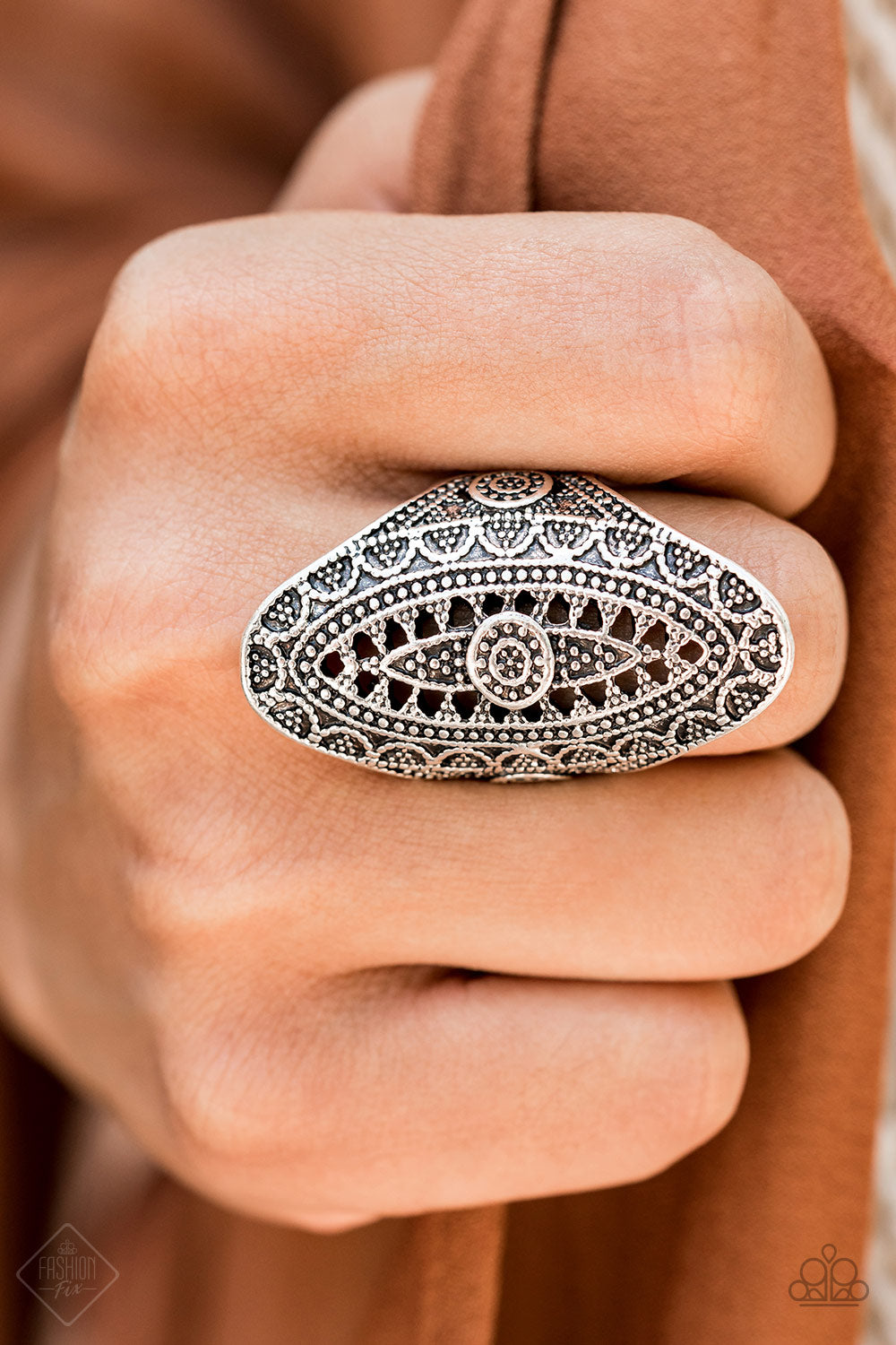 Paparazzi Fashion Fix Ring: "TRIBAL and Tribulation" (P4TR-SVXX-079OR)