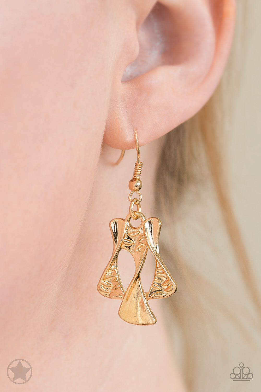 The Sands of Time Gold Necklace with earrings. #P2RE-GDXX-010XX. Blockbuster chunky necklace