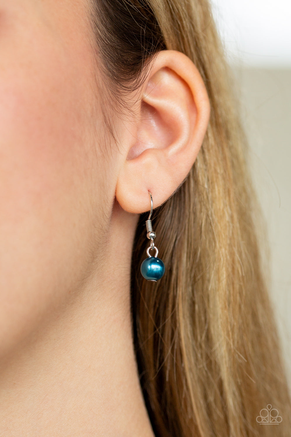 Paparazzi Very Valentine Blue Heart Necklace includes earrings & is ready to ship! #P2WH-BLXX-352XX