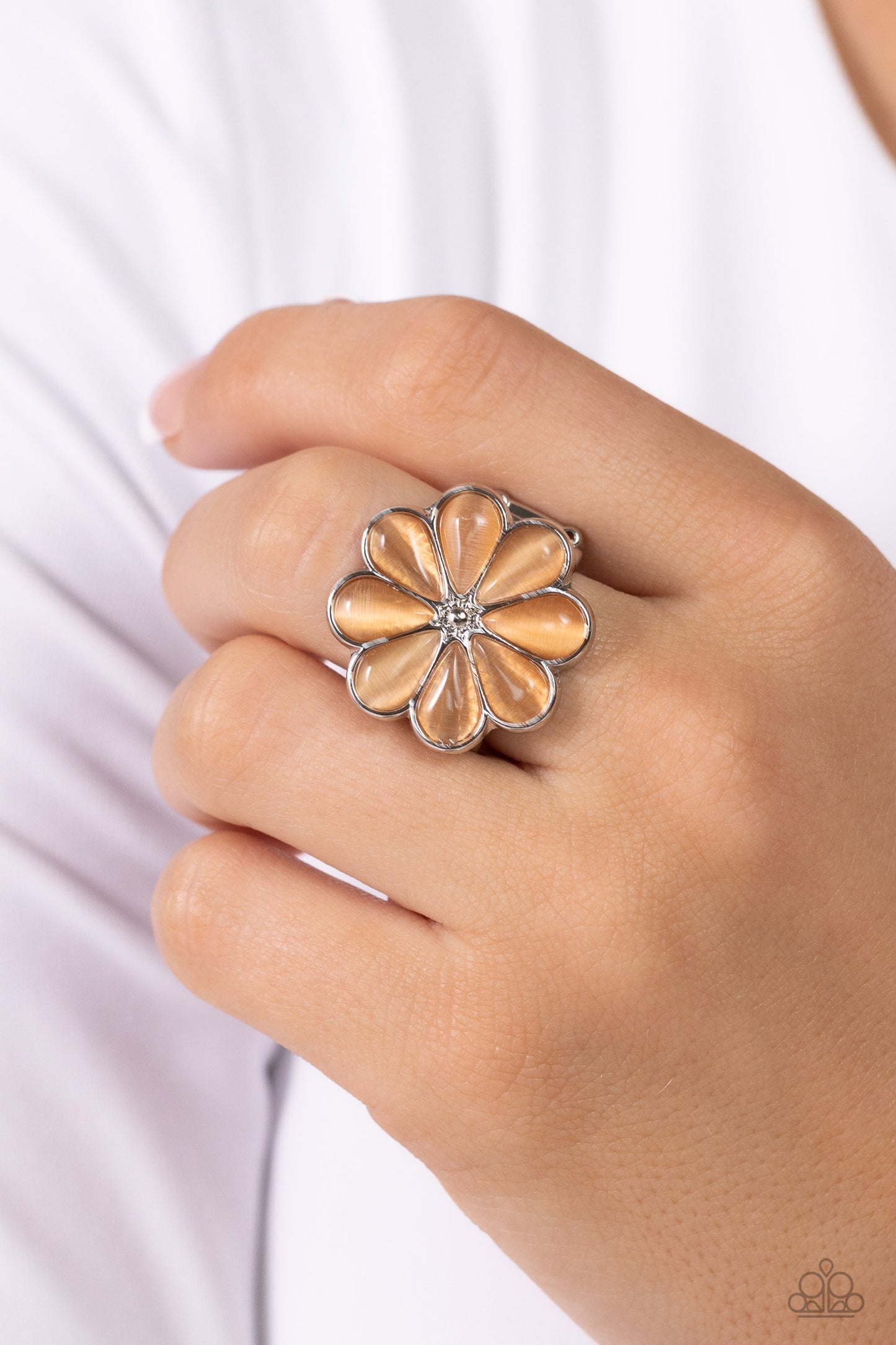Paparazzi Gemstone Garden Orange Rings. Get Free Shipping. Floral Ring. Paparazzi $8 Jewelry.
