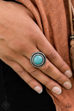Load image into Gallery viewer, Paparazzi Rare Minerals Blue Fashion Fix Stone Ring. P4SE-BLXX-181MW. Free Shipping. Vintage

