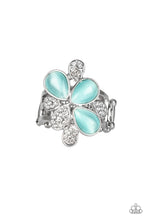 Load image into Gallery viewer, Paparazzi Ring ~ Diamond Daises - Blue
