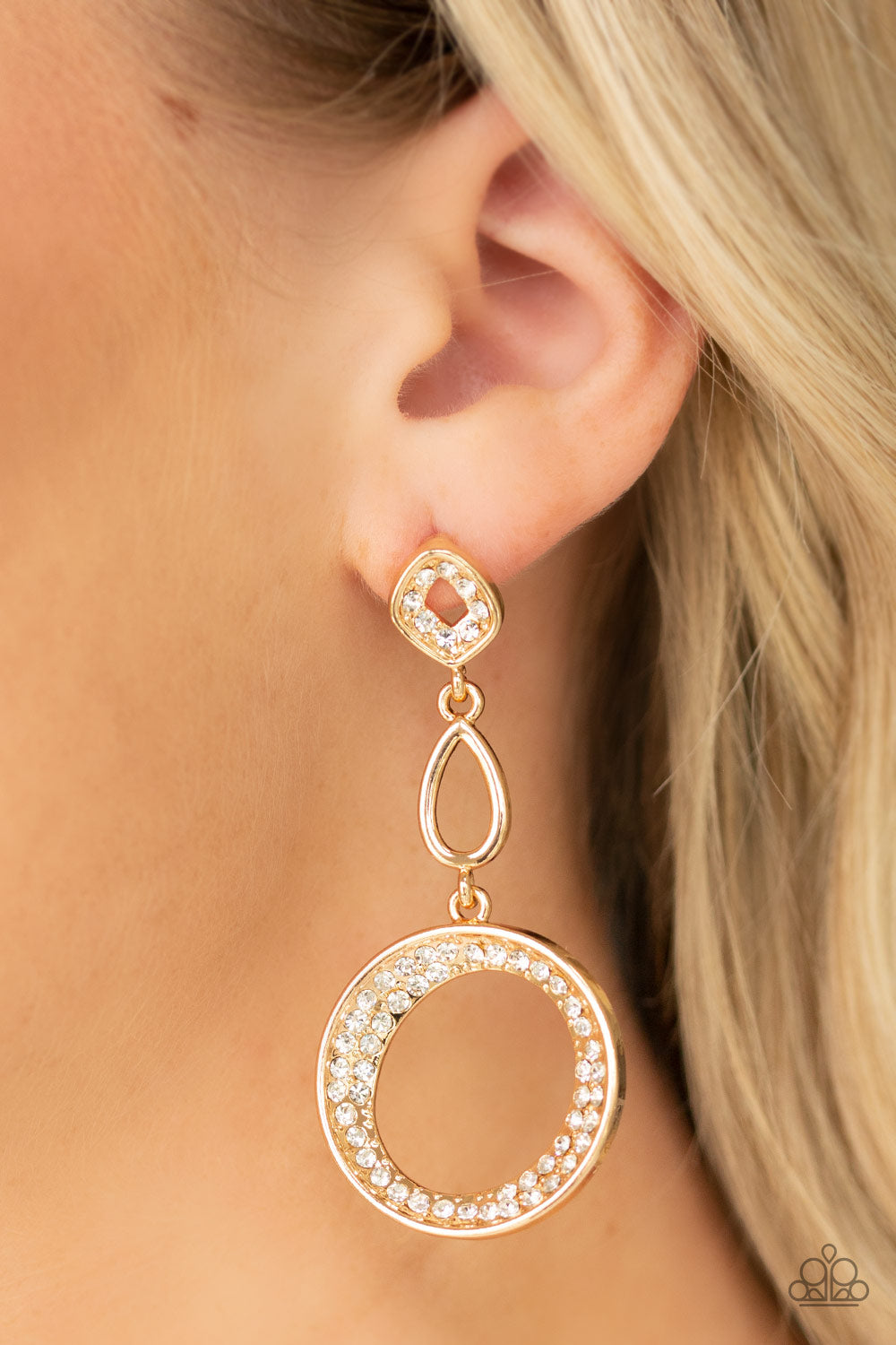 Paparazzi Earring ~ On The Glamour Scene - Gold Post Style Earring