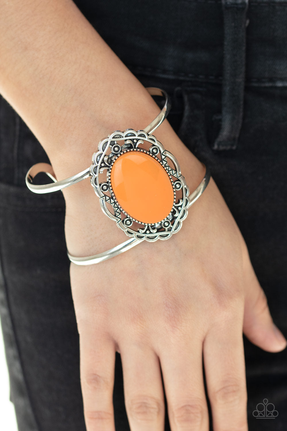 Paparazzi Vibrantly Vibrant - Orange Bracelet