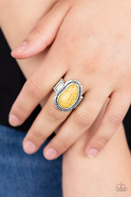 Paparazzi Ring ~ Mineral Mood - Yellow