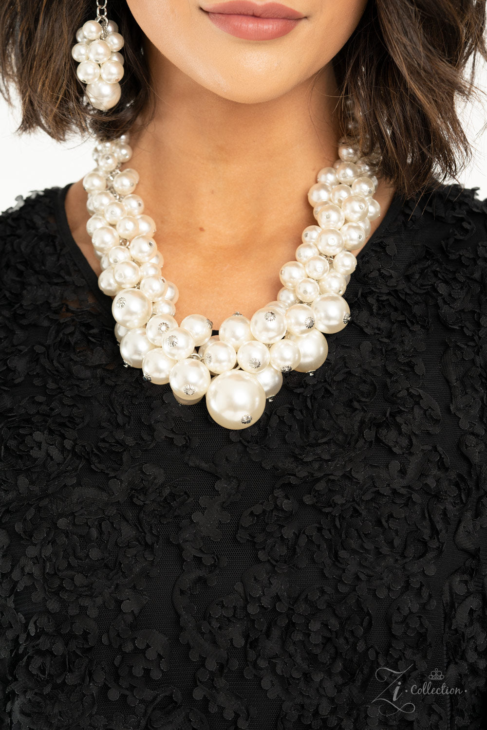 Regal White Pearl Necklace Paparazzi Accessories 2020 Zi Collection Statement Necklace
