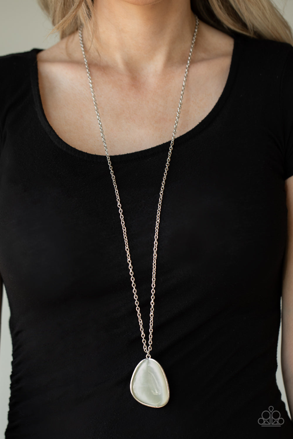 Paparazzi Necklace ~ Ethereal Experience - White