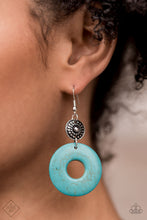Load image into Gallery viewer, Simply Santa Fe Fashion Fix Set April 2021 Blue Earring

