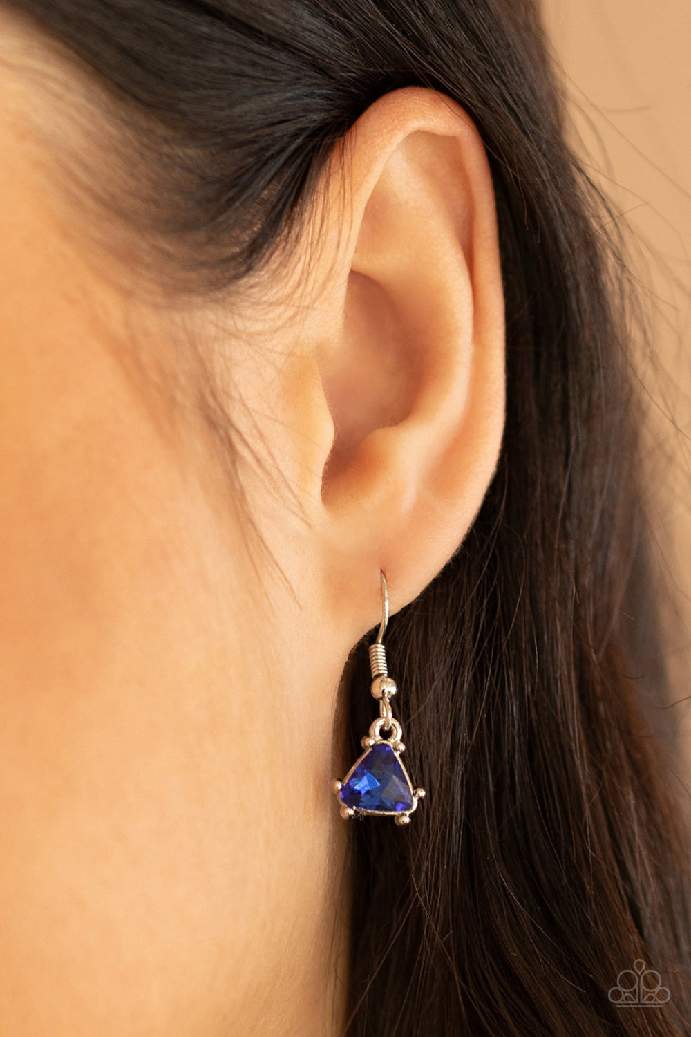 Downright Dainty Blue Necklace Paparazzi $5 jewelry. Dainty blue necklace. Subscribe and save