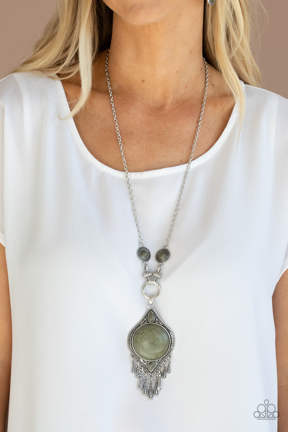 Paparazzi Necklace ~ Majestic Mountaineer - Green Stone Necklace