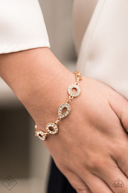 Paparazzi Royally Refined Gold Bracelet. April 2021 Fashion Fix $5 Bracelets. Get Free Shipping.
