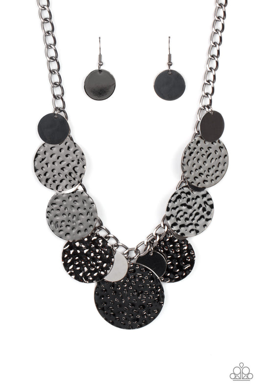Industrial Grade Glamour Black Gunmetal Necklace Paparazzi Accessories. Free Shipping!