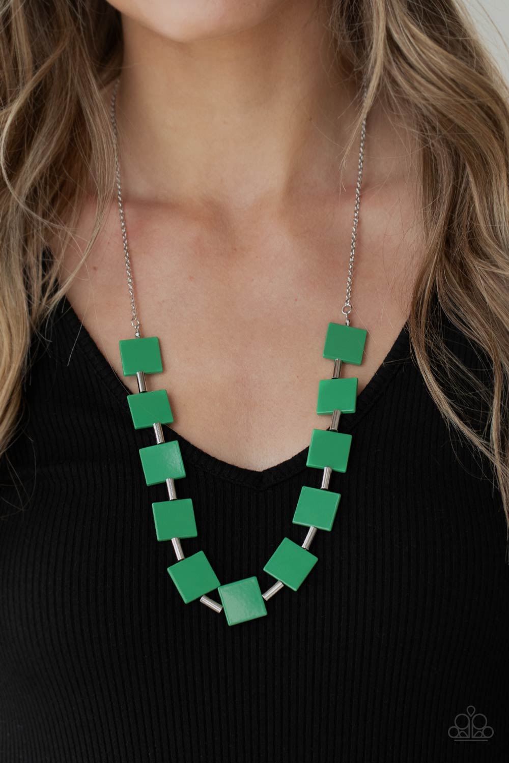 Paparazzi Hello, Material Girl Green Necklace. #P2ST-GRXX-082XX. Free Shipping! 
