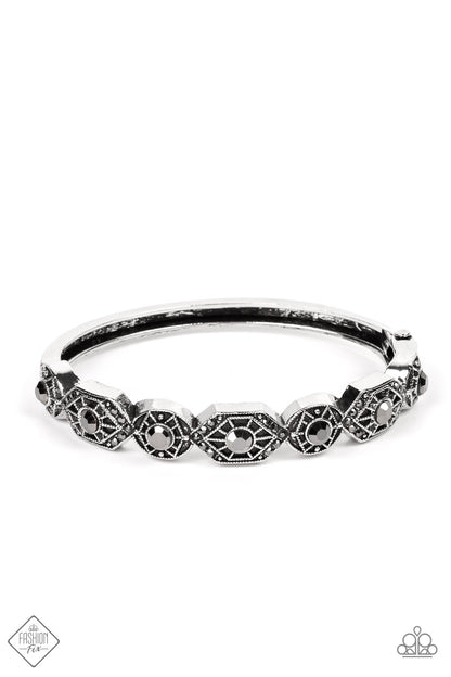 Paparazzi Eye-Opening Opulence Silver Bracelet. Subscribe & Save. #P9DA-SVXX-200JE
