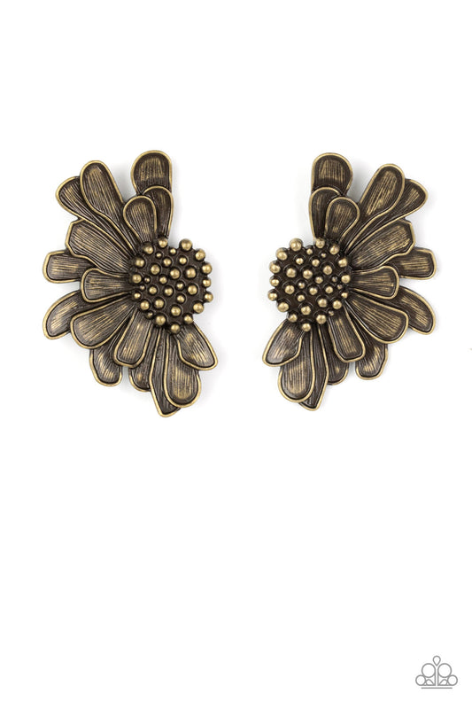 Farmstead Meadow Brass Post Earrings Paparazzi Accessories. Get Free Shipping. #P5PO-BRXX-065XX