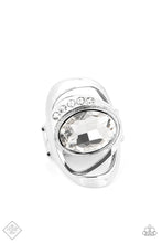 Load image into Gallery viewer, Paparazzi Mountain View Meadow White Ring Paparazzi Accessories
