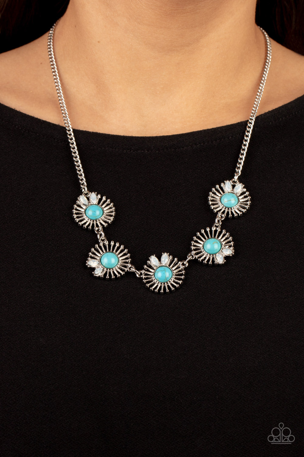 Paparazzi Fully Solar-Powered Blue Necklace. #P2SE-BLXX-501XX. Get Free Shipping