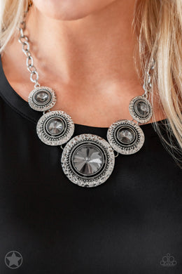 Paparazzi Necklace ~ Global Glamour Necklace ~ Blockbuster Collection