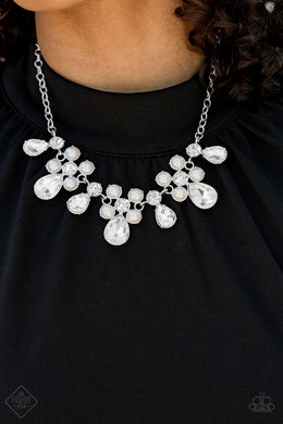 Paparazzi Demurely Debutante White Necklace Fashion Fix Exclusive #P2ST-WTXX-068QT