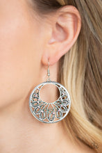 Load image into Gallery viewer, Paparazzi Fancy That $5 Earring with pink rhinestones
