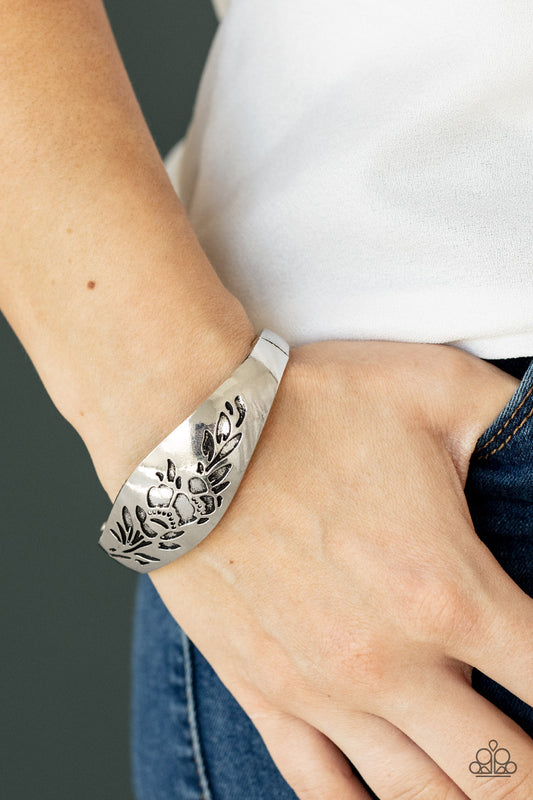 Paparazzi Bracelet ~ Fond of Florals - Silver Hinged Bracelet