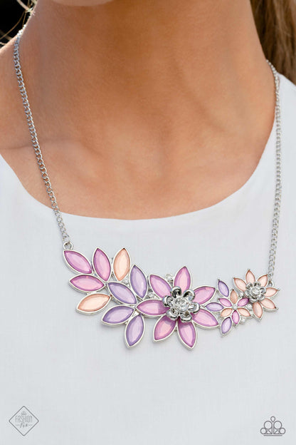 Paparazzi Fashion Fix March 2023 Necklace: "GARLAND Over - Multi Necklace" . $8.00 Jewelry.