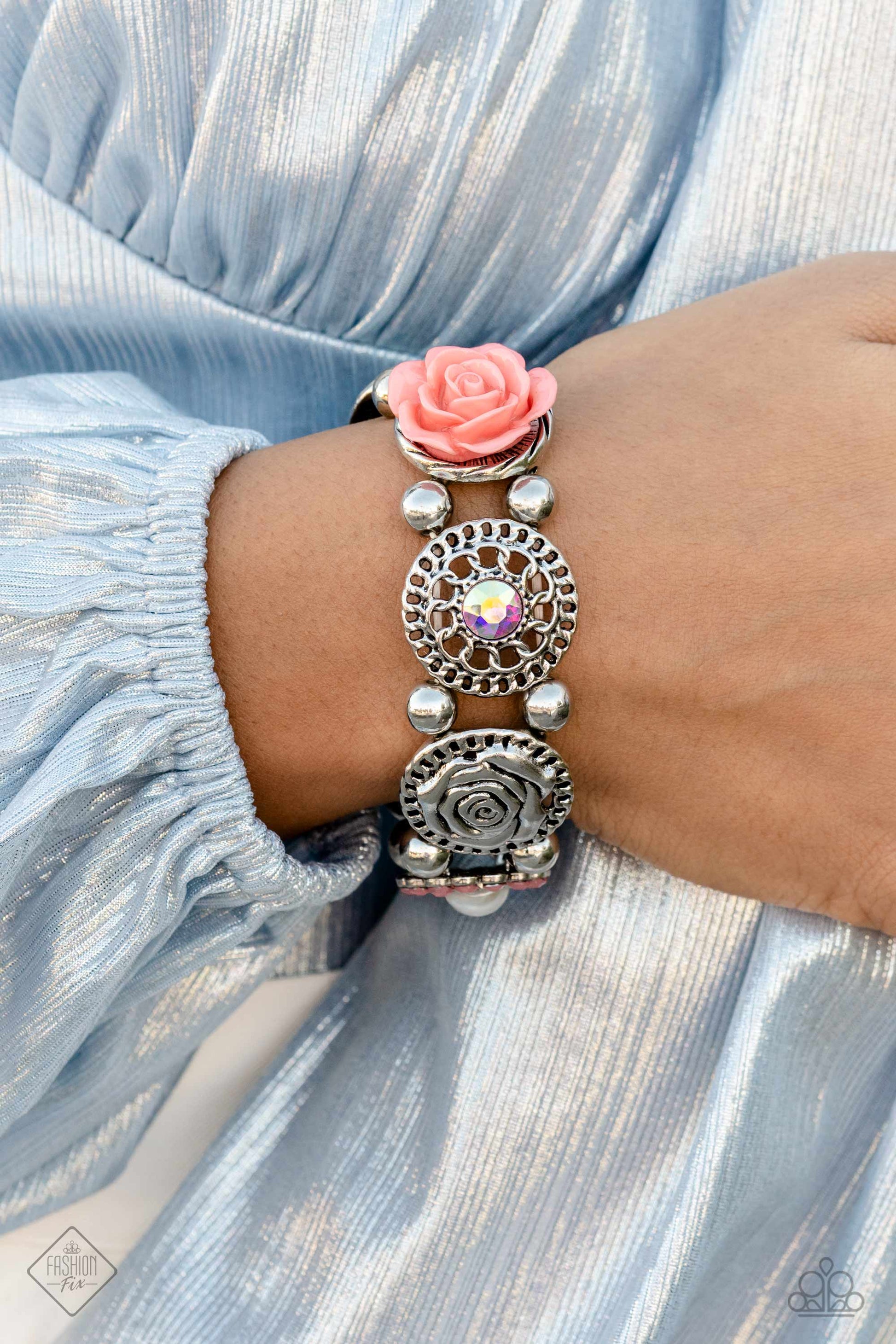 Paparazzi Feb 2023 Fashion Fix Bracelet: "Optimistic Oasis - Orange" (P9ST-OGXX-010KV). Stretchy