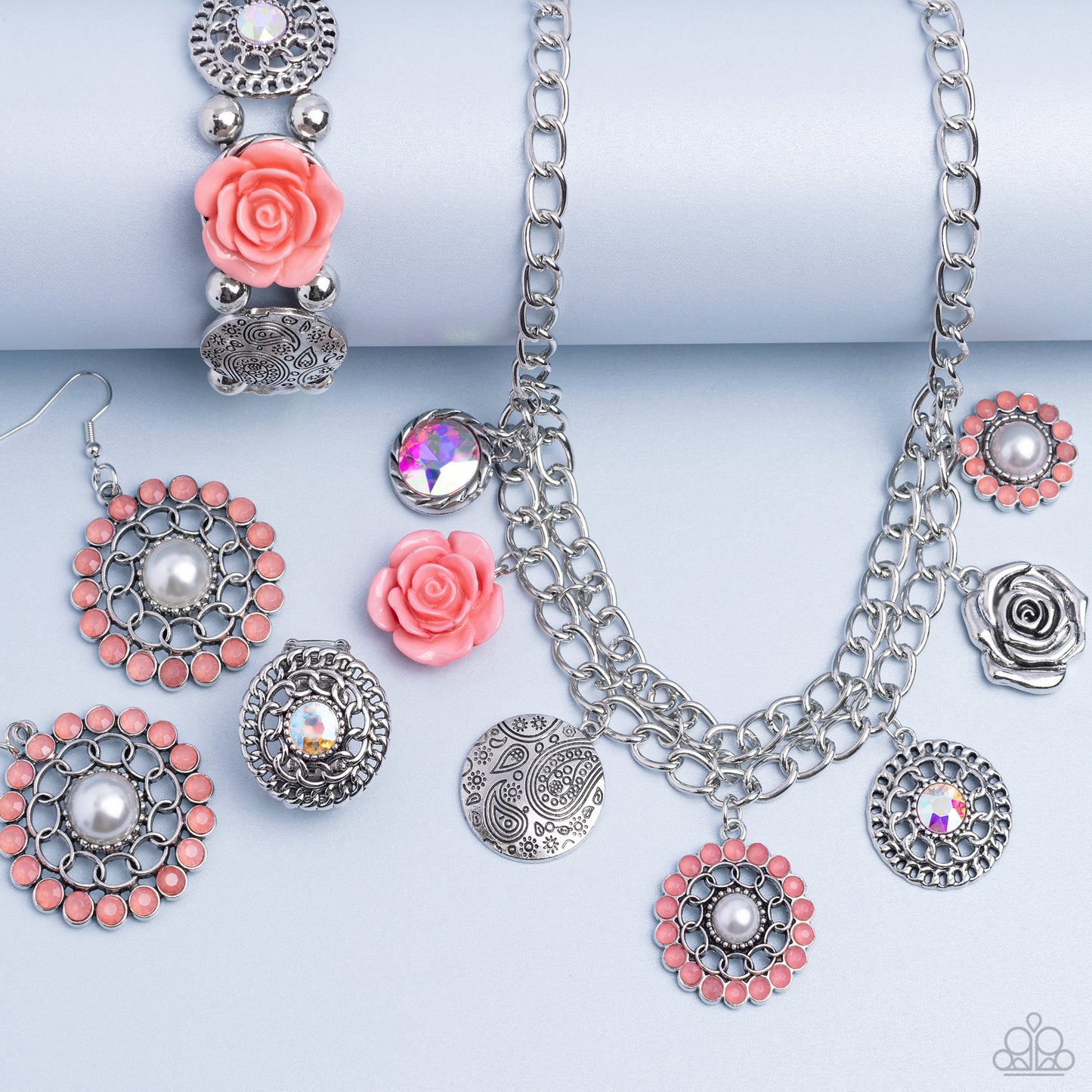 Paparazzi Accessories Glimpses of Malibu Complete Trend Blend Fashion Fix Jewelry Set February 2023