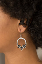 Load image into Gallery viewer, Paparazzi Earring ~ On The Uptrend - Black
