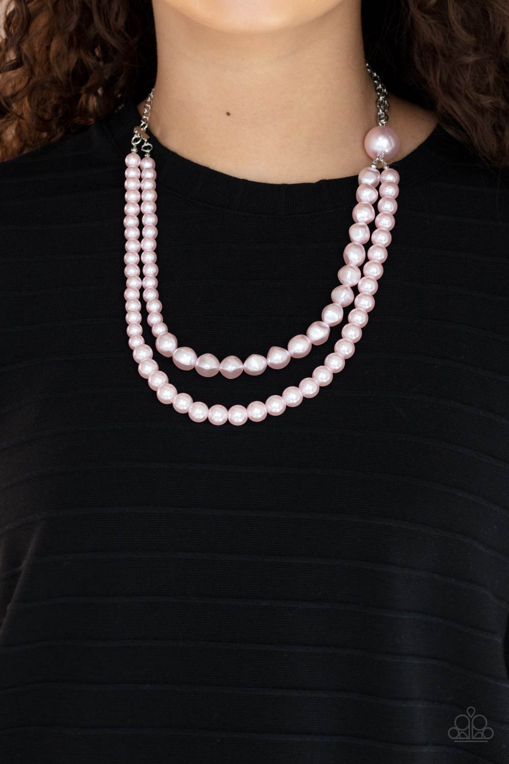Paparazzi Necklace ~ Remarkable Radiance - Pink Pearl Necklace