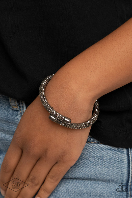 Paparazzi Stageworthy Sparkle Black Bracelet. P9RE-BKXX-273XX. Get Free Shipping. Black Diamond
