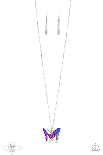 Butterfly Necklace Paparazzi Accessories. Get Free Shipping. #P2RE-MTXX-193XX