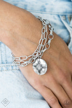 Load image into Gallery viewer, Paparazzi True North Twinkle - White Star Bracelet. Subscribe &amp; Save! #P9ST-WTXX-024HX
