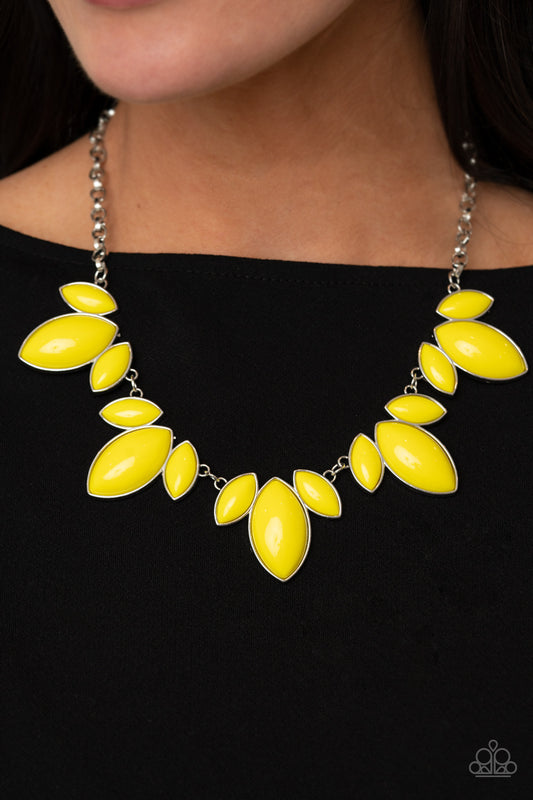 Paparazzi Necklace ~ Viva La Vacation - Yellow