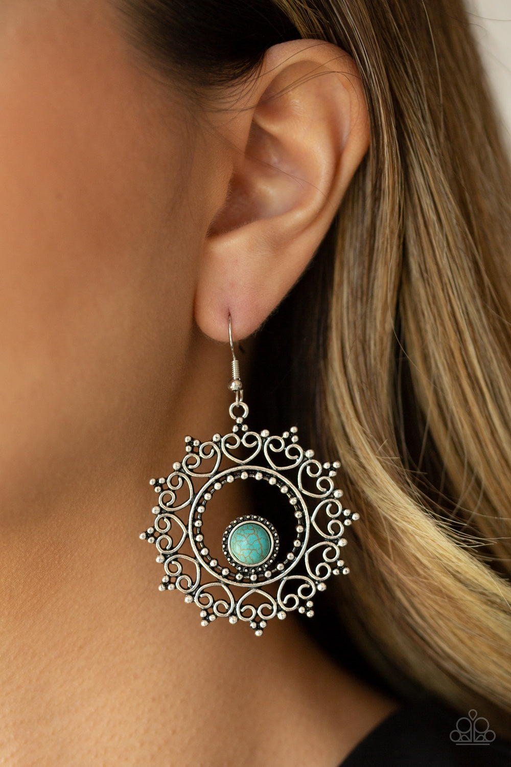 Wreathed in Whimsicality - Blue Earring
